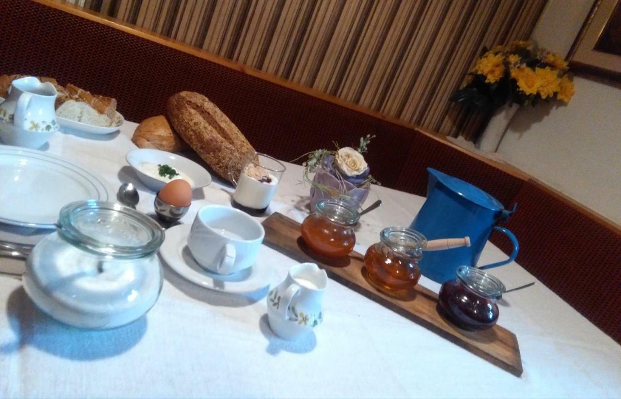 Zimmer - Hinterwalderhof Bed & Breakfast Rio di Pusteria ภายนอก รูปภาพ